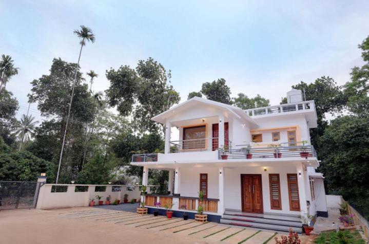 Greenfield Homestay Vythiri Esterno foto